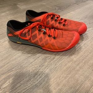 MERRELL VAPOR GLOVE 3 TRAIL SHOE - MEN'S